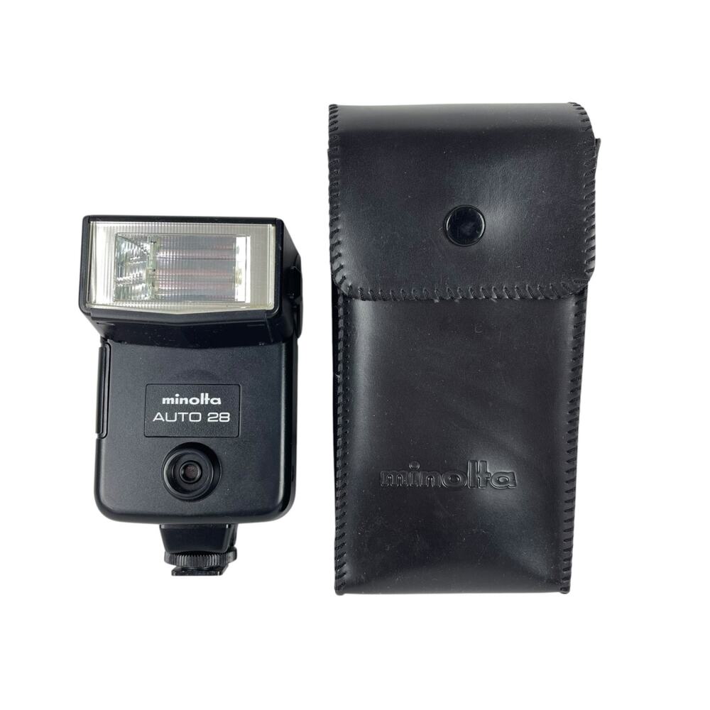 Vintage Minolta Auto 28 Camera Flash Speedlight with Case Made in Japan - WORKS!